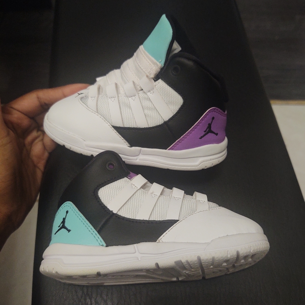 Jordan Max Aura 7c